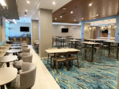 卡納維拉爾角可可海灘萬豪SpringHill Suites飯店