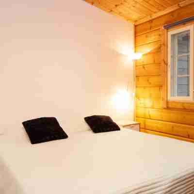 Ahma Rooms