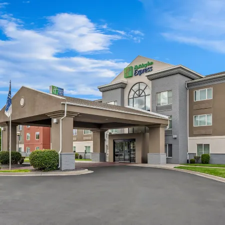 Holiday Inn Express & Suites OGDEN by IHG