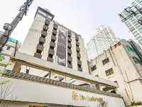 Denbasta Signature Hotel Hoteles cerca de Templo Seokbulsa