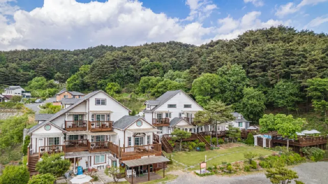 Hoengseong Hello 412 Pension