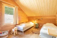 Mountain Chalet in Saint-jean-d'arves - Hytter