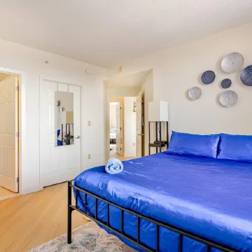 Downtown Silver Spring Walkable Metro Skyline Balcony Corner Suite Luxe Pad