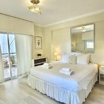 24 NIC - Stay Charm Classic Apartment Отели в г. Строволос