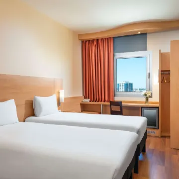 Ibis Adana