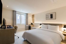 성신여대역 우디(WOODY)