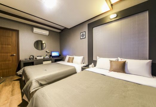 숙소 내부 전경1