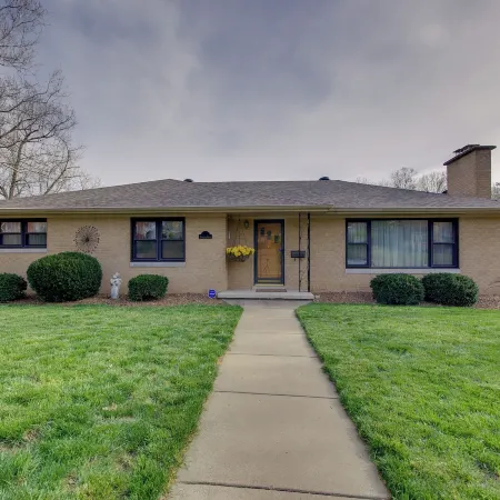 Charming Jefferson City Home 2 Mi to Downtown!