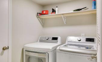 Emerald Isle Condo w/ Indoor Pool & Beach Access!