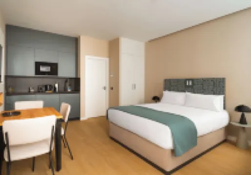 Limehome Alicante Avinguda de Jijona Hoteles cerca de Museo Arqueológico de Alicante MARQ