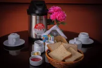 Hostal Keros Inn Hotels in 