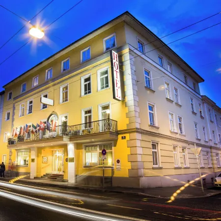 Theater Hotel Salzburg Отели рядом с достопримечательностью «Шлос Хелльбрунн»