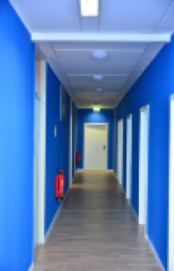 XENON HOSTELS UG