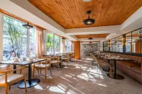 Garden Hotel & Resort - breakfast