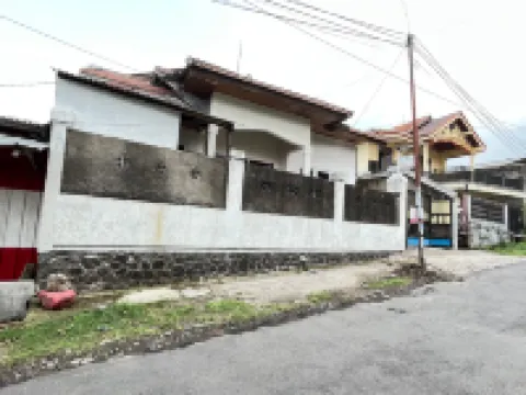 Hotel O Villa Cemara Syariah
