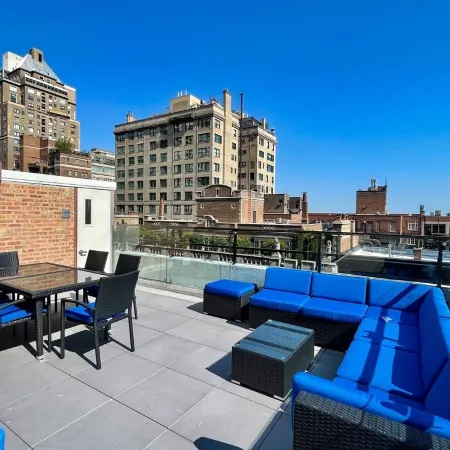 MAG MILE MEGA Entire Floor 4BD 4BA +Rooftop&Gym