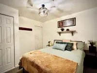 Riverfront on the Rogue! Ideal Southern Oregon location