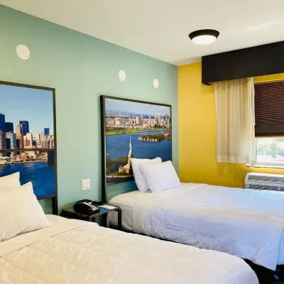 Rodeway Inn Near JFK Airport Hotels near JFK Air Train
