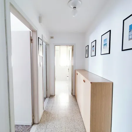 Stylish Apartment Near the Beach