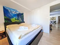 Bristol Apt.S