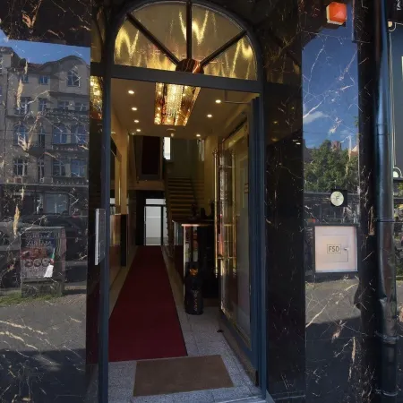 Hotel Grand Inn Berlin - Weißensee Отели рядом с достопримечательностью «Хоеншонхаузен»
