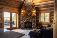 Mosier Cabin Hot Tub Mt Adams View
