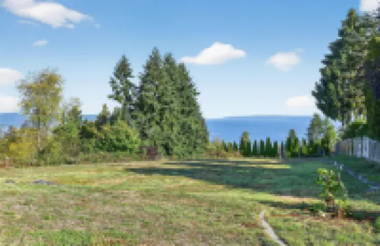 放鬆的海岸逃逸，帶海景的五卧室住宅