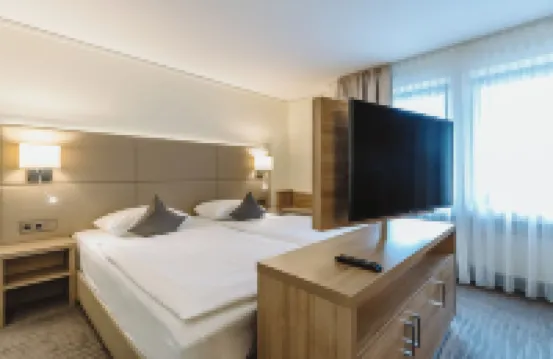 โรงแรมกุสตาฟ ชเตรเซอมันน์ อินสติตูท