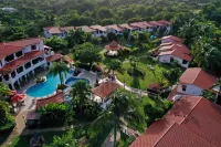 Sugar Cane Club Hotel & Spa - Pools