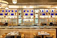 The Shay, A Destination by Hyatt Hotel - bar