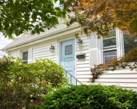 コージー コテージ ウィズ ファイアピット フェアフィールドのホテル