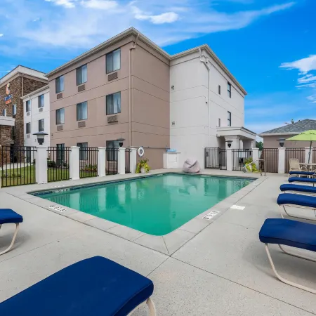 Comfort Suites Cullman I-65 Exit 310