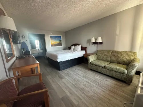 Days Inn by Wyndham Fort Myers