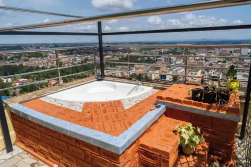 Villaroma Furnished Penthouse Suites - 3-Star