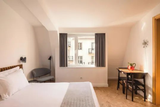 The Lisbonaire Apartments