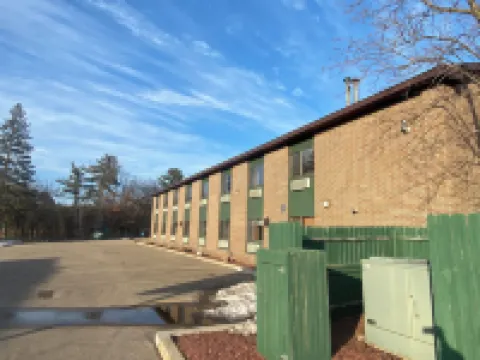 先鋒汽車旅館 馬凱特縣酒店