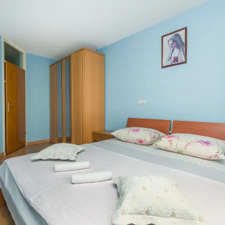 Apartment Marinko