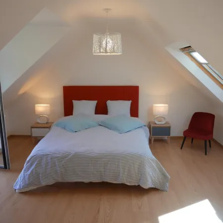 Holiday home with partial sea view, Douarnenez