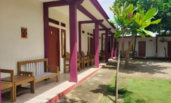 Penginapan Karanglaut Sayangheulang