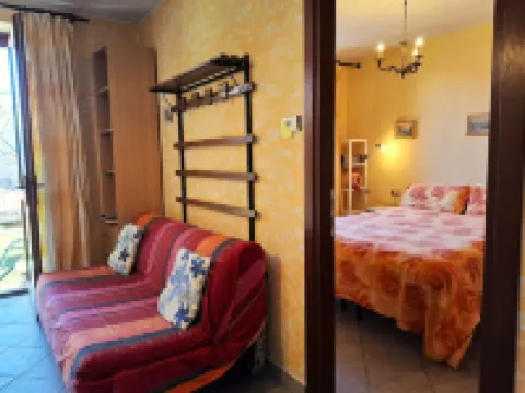 Apartment in an old barn, private garden overlooking the village Hotels in Plesio