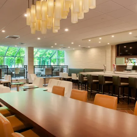 Embassy Suites by Hilton Cincinnati Northeast Blue Ash