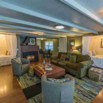 Cottages at Little River Cove Rooms