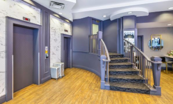 Quality Inn & Suites Downtown Vancouver