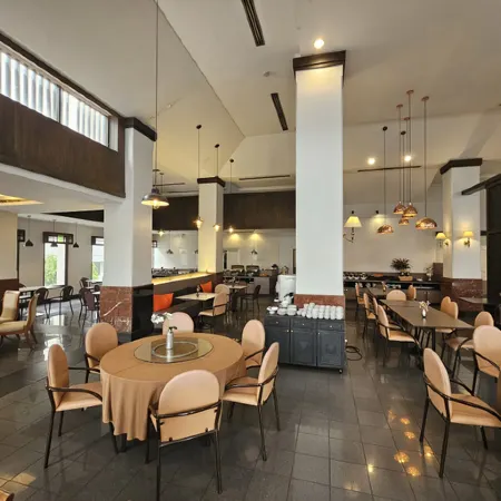 Songphanburi Hotel