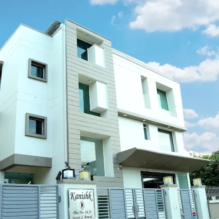 Hotel Kanishk