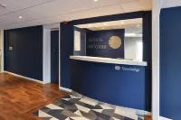 트래블로지 호텔 휘틀리 리딩