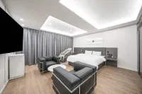 Brown Dot Gumiwonpyeong Branch - 3-Star