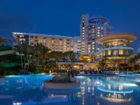 Pier Sixty-Six Hotels near Pier Sixty-Six