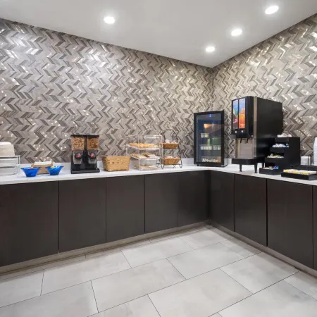 La Quinta Inn & Suites by Wyndham Atlanta Stockbridge