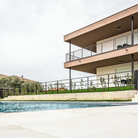 Ariom Apartments